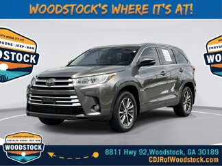 Used 2018 Toyota Highlander XLE image 1