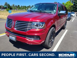Used 2015 Lincoln Navigator L 4WD image 1