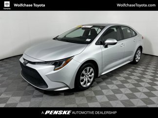 Certified 2022 Toyota Corolla LE image 1