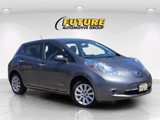 Used 2017 Nissan Leaf S w/ Charge Package image 1