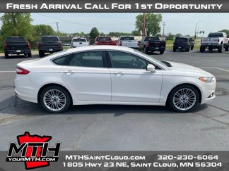 Used 2016 Ford Fusion SE w/ Equipment Group 202A image 1