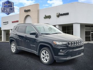 New 2025 Jeep Compass Latitude image 1
