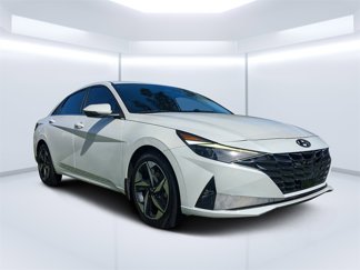 Used 2022 Hyundai Elantra Limited image 1