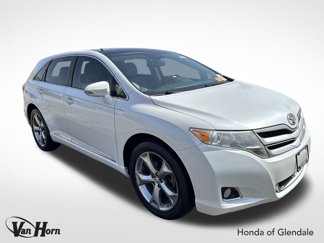 Used 2015 Toyota Venza XLE image 1