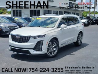 Used 2022 Cadillac XT6 Premium Luxury image 1