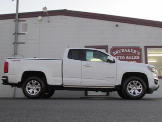 Used 2020 Chevrolet Colorado LT w/ Safety Package image 1