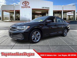 Used 2024 Volkswagen Jetta SE image 1