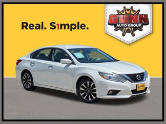 Used 2016 Nissan Altima 2.5 SV image 1