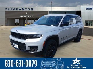 Used 2023 Jeep Grand Cherokee L Laredo image 1