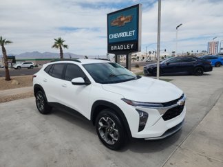 Used 2025 Chevrolet Trax LT w/ Driver Confidence Package image 1