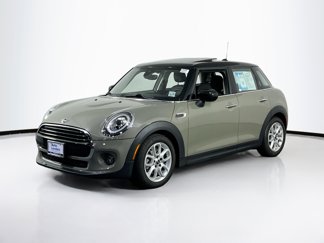 Used 2020 MINI Cooper 4-Door Hardtop image 1
