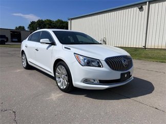 Used 2015 Buick LaCrosse Leather image 1