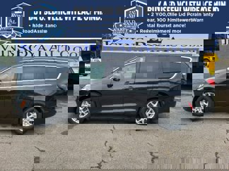 Used 2022 Chrysler Pacifica Touring-L image 1