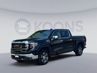 Used 2024 GMC Sierra 1500 SLT image 1