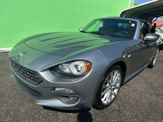 Used 2017 FIAT 124 Spider Lusso image 1