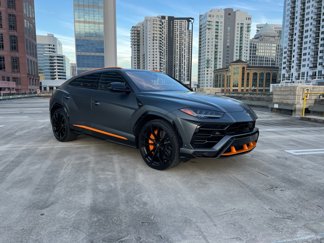 Used 2019 Lamborghini Urus image 1