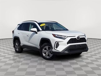 Used 2023 Toyota RAV4 XLE image 1