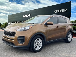 Used 2017 Kia Sportage LX w/ LX Popular Package image 1
