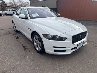 Used 2017 Jaguar XE image 1