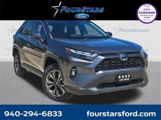 Used 2022 Toyota RAV4 XLE Premium image 1