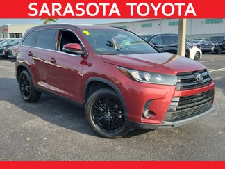 Used 2019 Toyota Highlander SE image 1