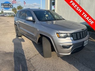Used 2020 Jeep Grand Cherokee Altitude image 1