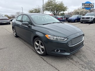 Used 2015 Ford Fusion SE image 1