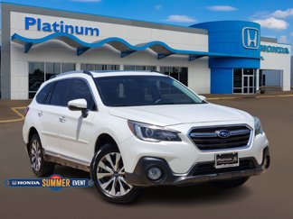 Used 2018 Subaru Outback 3.6R Touring image 1