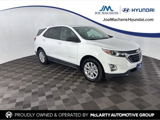 Used 2020 Chevrolet Equinox LS w/ LS Convenience Package image 1