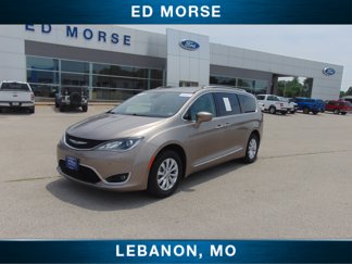 Used 2018 Chrysler Pacifica Touring-L w/ Advanced Safetytec Group image 1