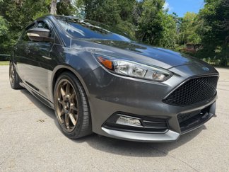 Used 2018 Ford Focus ST image 1