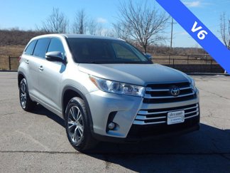 Used 2018 Toyota Highlander Plus image 1