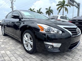 Used 2015 Nissan Altima 2.5 SV w/ Convenience Package image 1