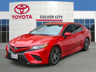 Used 2019 Toyota Camry SE image 1