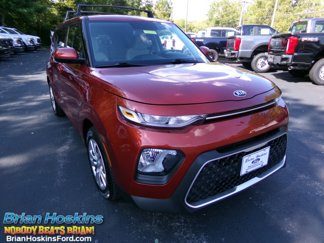 Used 2021 Kia Soul LX image 1