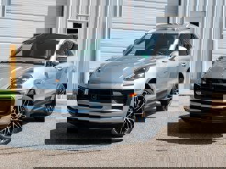 New 2025 Porsche Macan video 1