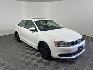 Used 2011 Volkswagen Jetta SE image 1