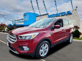 Used 2019 Ford Escape SE image 1