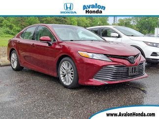 Used 2018 Toyota Camry XSE image 1