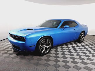 Used 2015 Dodge Challenger SXT Plus image 1