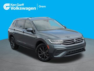 Used 2022 Volkswagen Tiguan SE w/ Panoramic Sunroof Package image 1