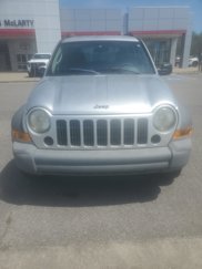 Used 2005 Jeep Liberty Sport image 1