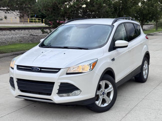 Used 2016 Ford Escape SE image 1