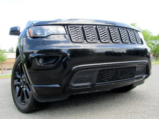Used 2019 Jeep Grand Cherokee Altitude image 1