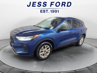 Used 2023 Ford Escape Active image 1