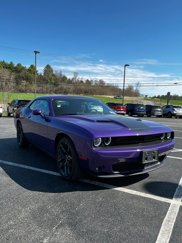 Used 2019 Dodge Challenger SXT w/ Blacktop Package image 1