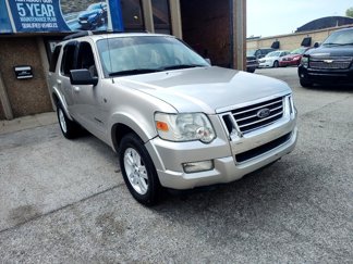 Used 2008 Ford Explorer XLT image 1
