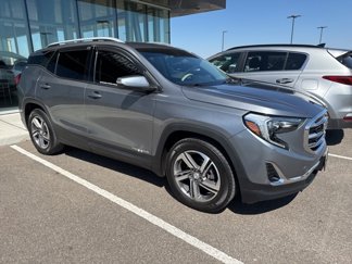 Used 2020 GMC Terrain SLT image 1