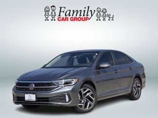 Used 2024 Volkswagen Jetta SEL image 1
