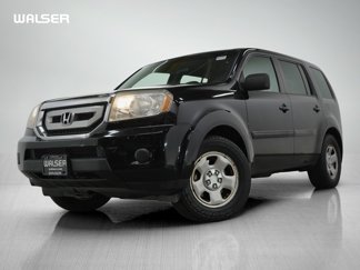 Used 2010 Honda Pilot LX image 1